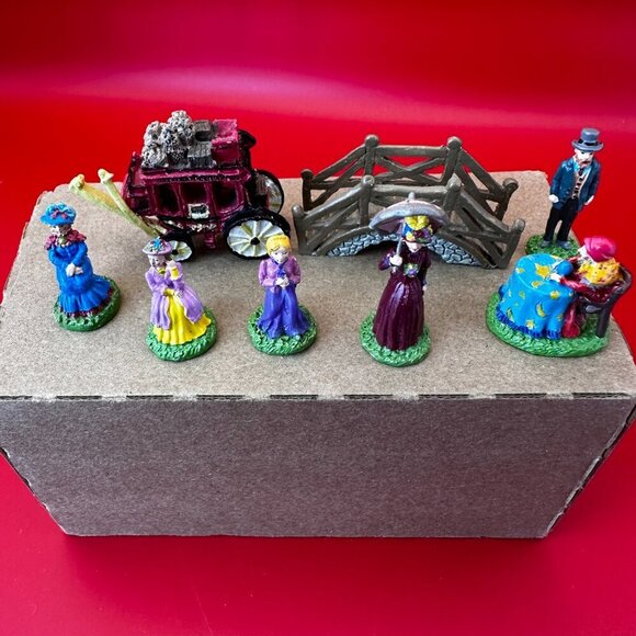 VTG LIBERTY FALL HAND PAINTED PEWTER FIGURINES - 8 PCS w/o BOX - Picture 2 of 4